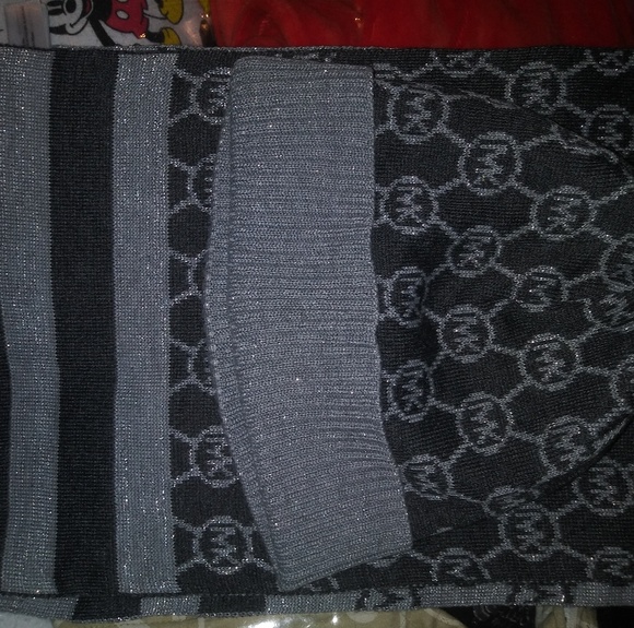 New mk hat n scarf - Picture 1 of 4